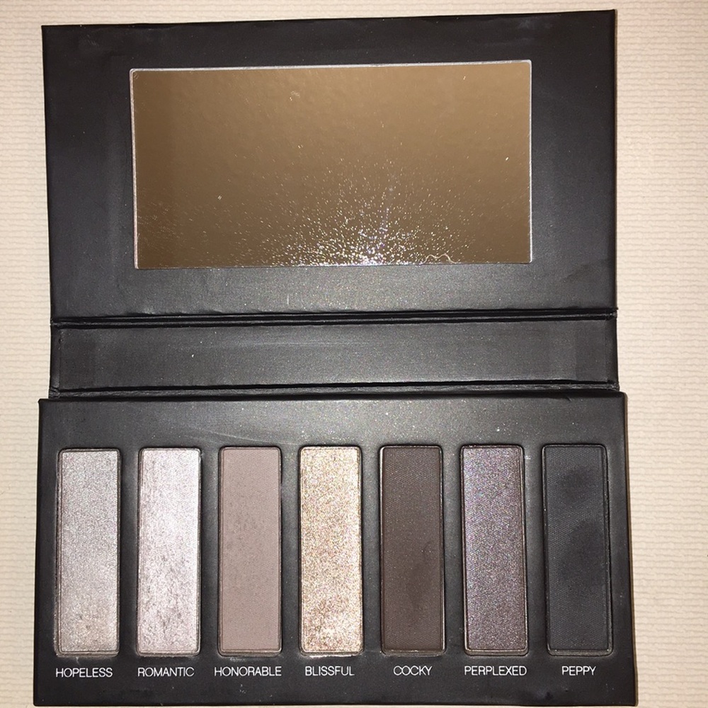 🐧Moodstruck Addiction Eyeshadow Palette🐧